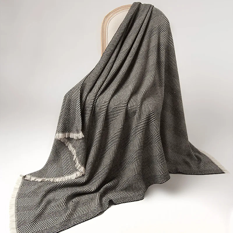 Ultra-Soft Woven Cashmere Blanket Friar Grey